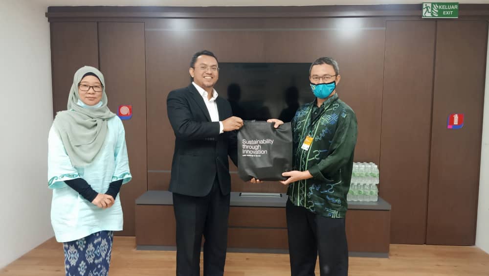 Ump Terima Sumbangan Zakat Umph Umpsa News